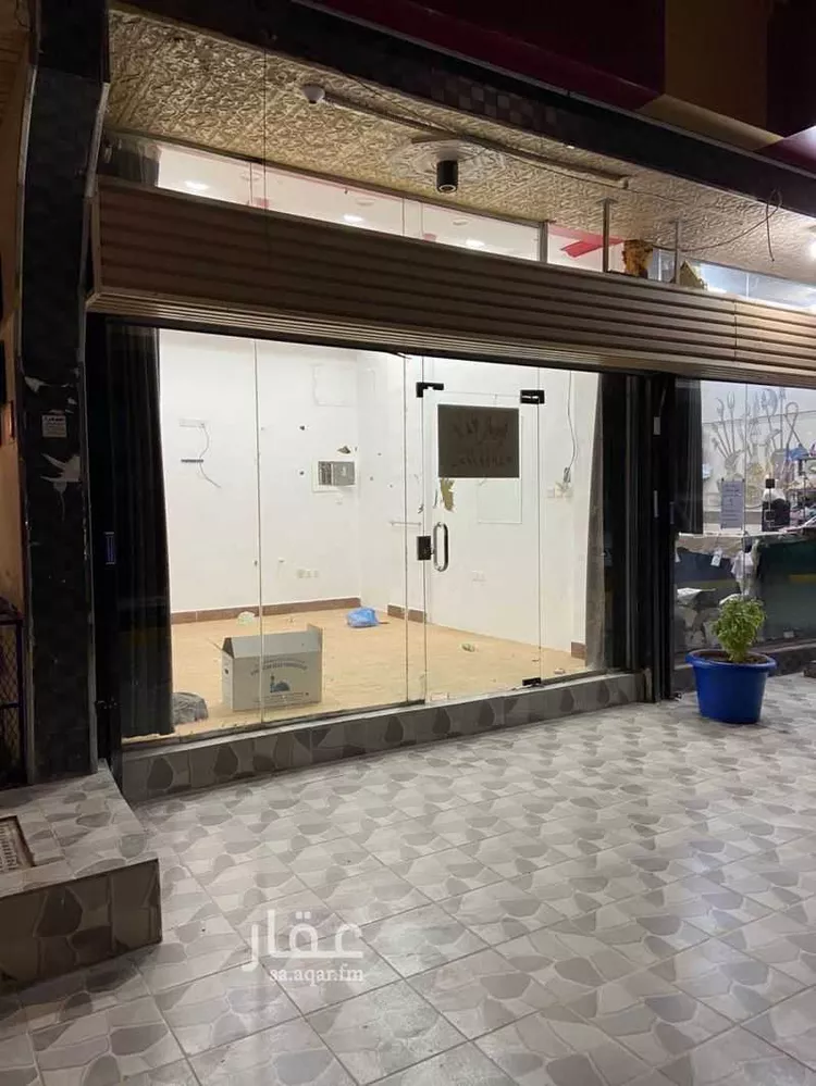 مكتب تجاري للإيجار في شارع محمد نور جخدار, حي الصفاء, مدينة جدة, منطقة مكة المكرمة