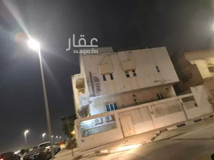 فيلا للبيع في شارع سراقة بن مالك, حي الناصرية, مدينة الدمام, المنطقة الشرقية صورة 2