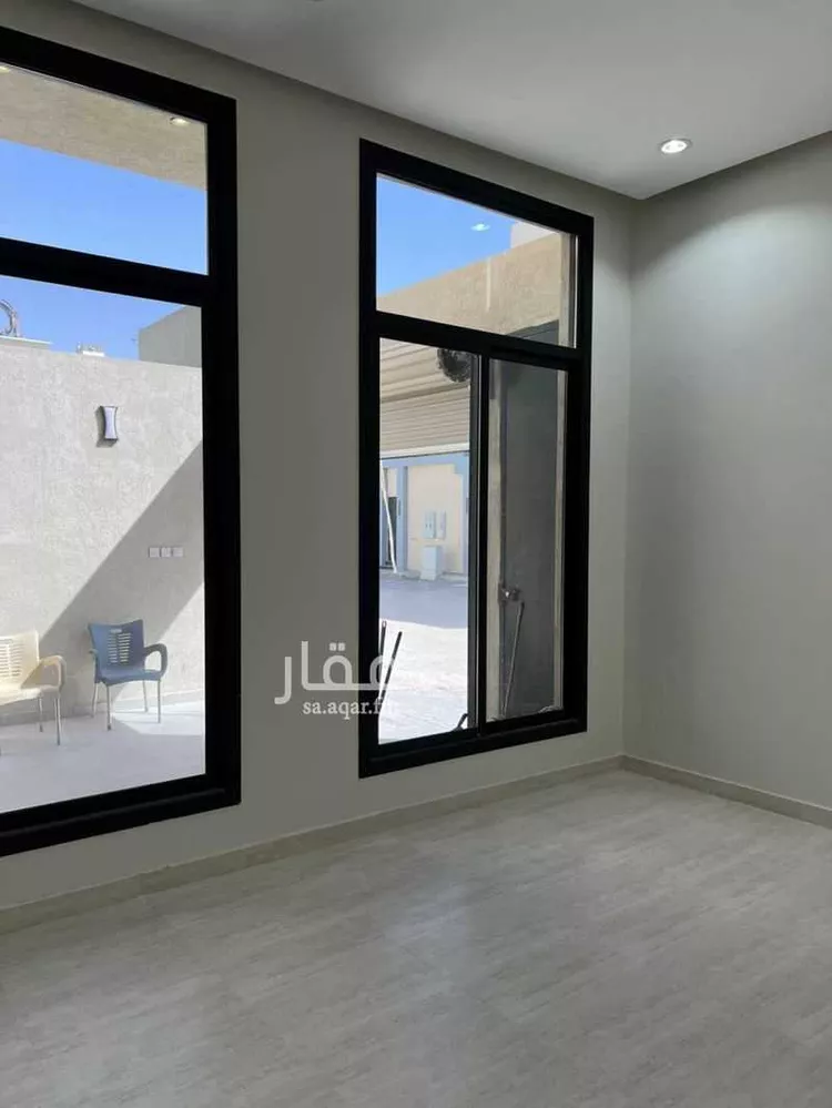فيلا للبيع في شارع أحمد بشناق, حي الرمال, مدينة الرياض, منطقة الرياض