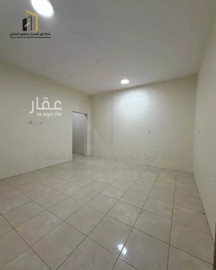 مجمع للإيجار في شارع طريق الامام عبدالرحمن بن فيصل, حي النظيم, مدينة تبوك, منطقة تبوك 6