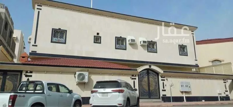 Building for Sale in Medina King Fahd