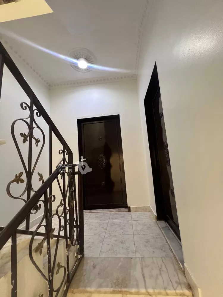 Floor for Rent in Riyadh Al Munsiyah