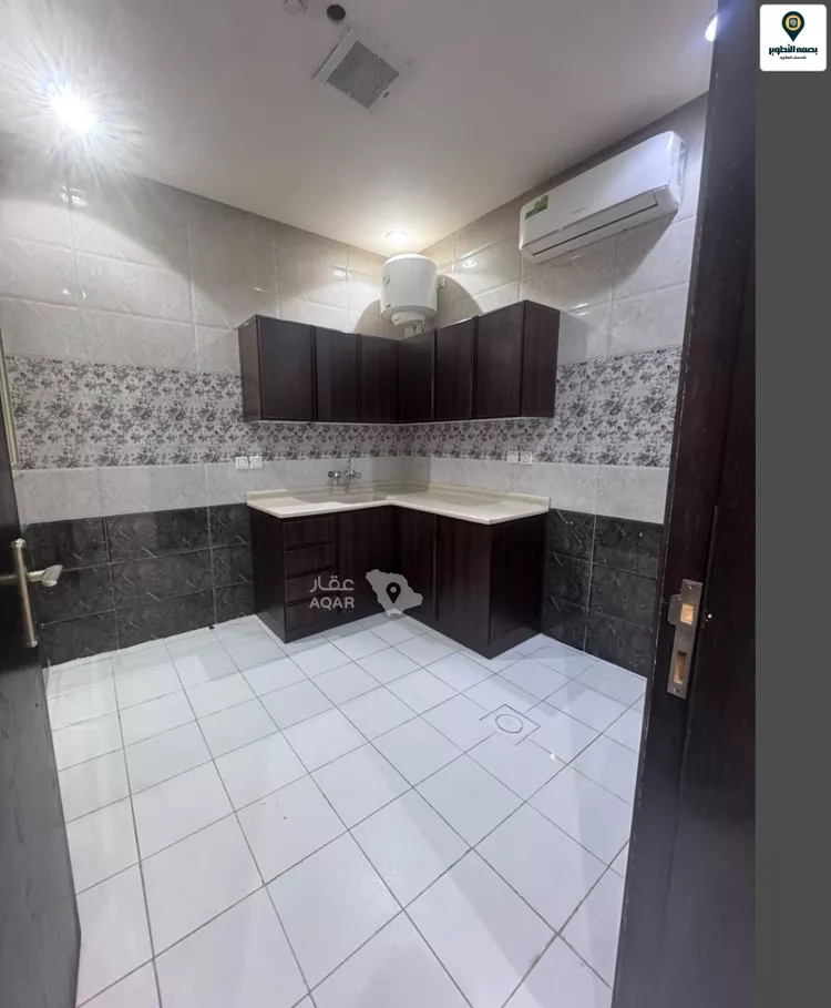 شقة للإيجار في شارع الصحابة, حي إشبيلية, مدينة الرياض, منطقة الرياض 8