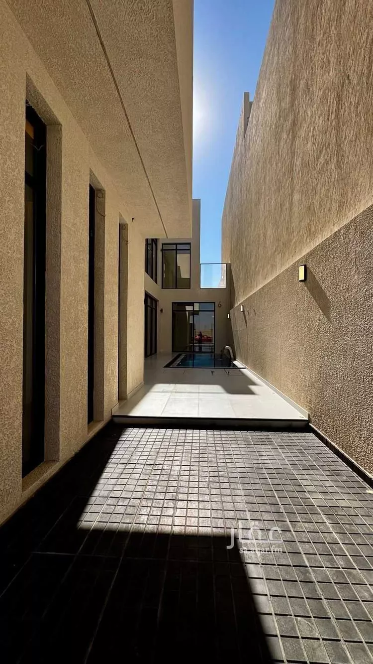 فيلا للبيع في شارع عمير بن سنان, حي المهدية, مدينة الرياض, منطقة الرياض صورة 5