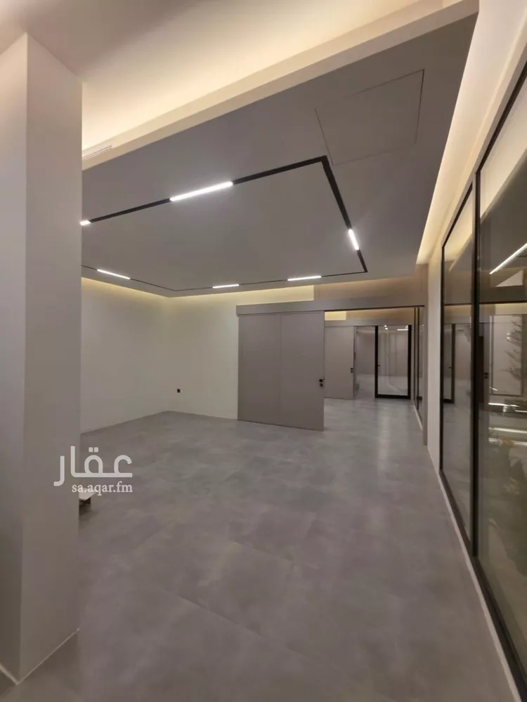 فيلا للبيع في شارع بقمي بن محمد , حي القيروان, مدينة الرياض, منطقة الرياض 8