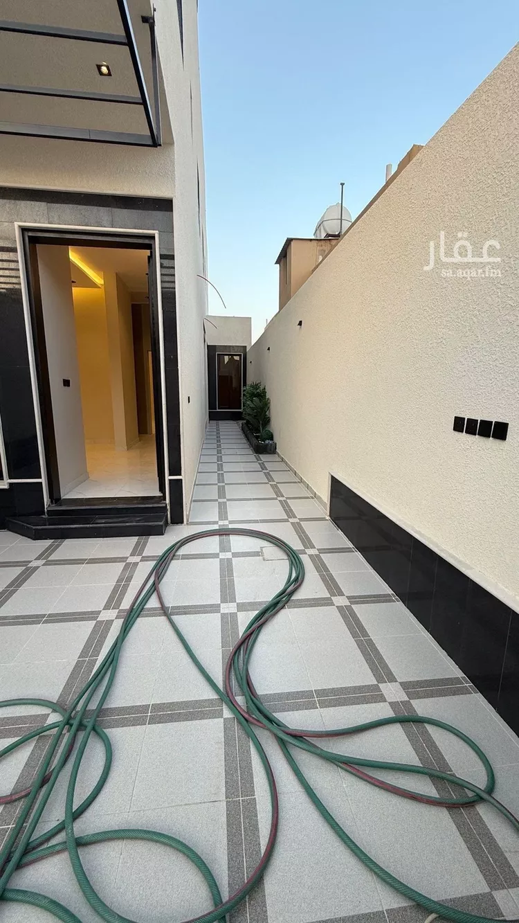 فيلا للبيع في شارع 7457298, حي نوارة, مدينة المزاحميه, منطقة الرياض صورة 3
