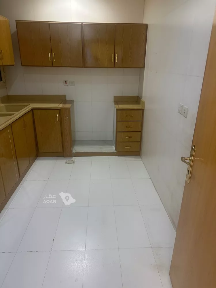 شقة للإيجار في شارع القلم, حي الربيع, مدينة الرياض, منطقة الرياض 7