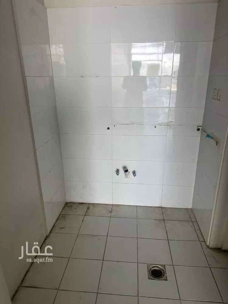 Shop for Rent in Riyadh Dhahrat Laban صورة 4