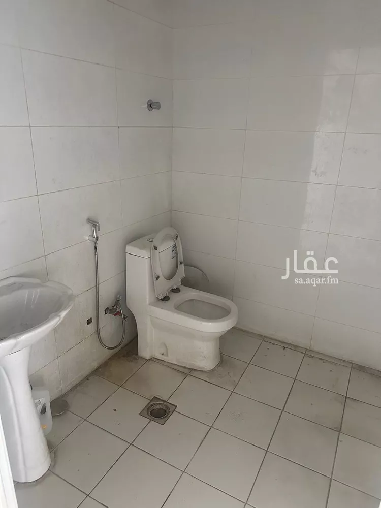 Shop for Rent in Riyadh Dhahrat Laban صورة 5