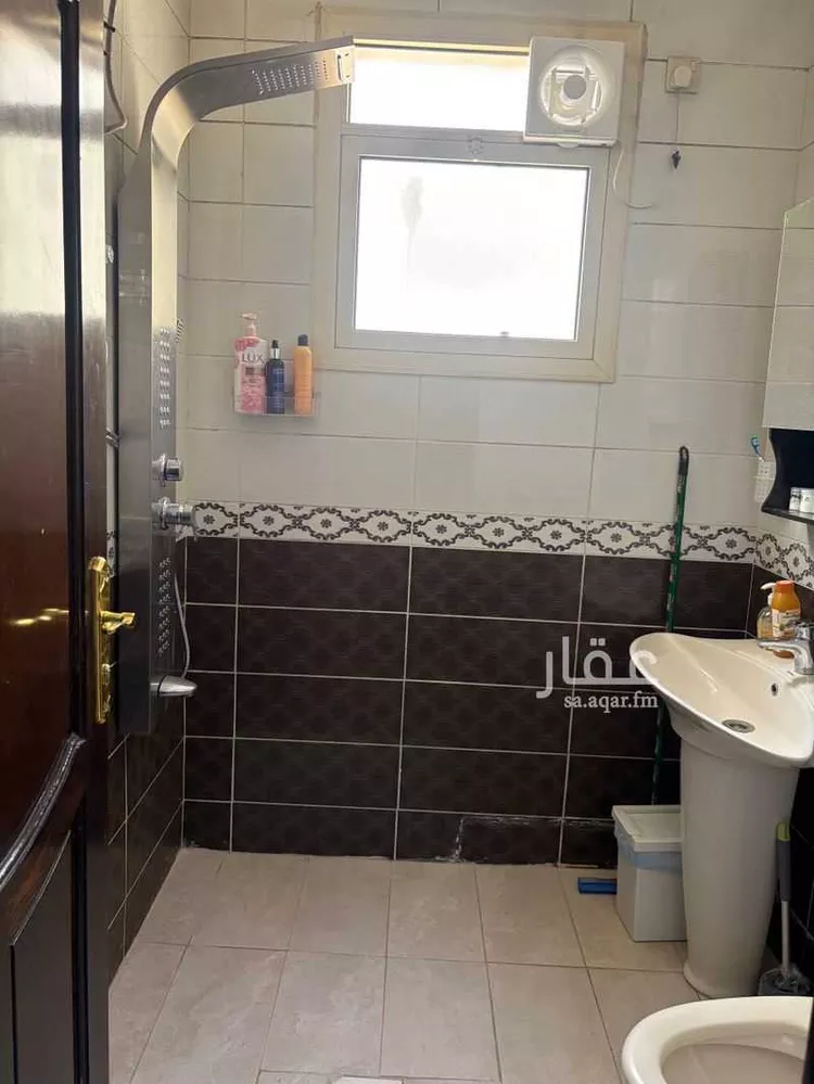 شقة للإيجار في شارع محمد بن عبدالله بن الزبير, حي الخالدية, مدينة المدينه المنوره, منطقة المدينة المنورة صورة 5