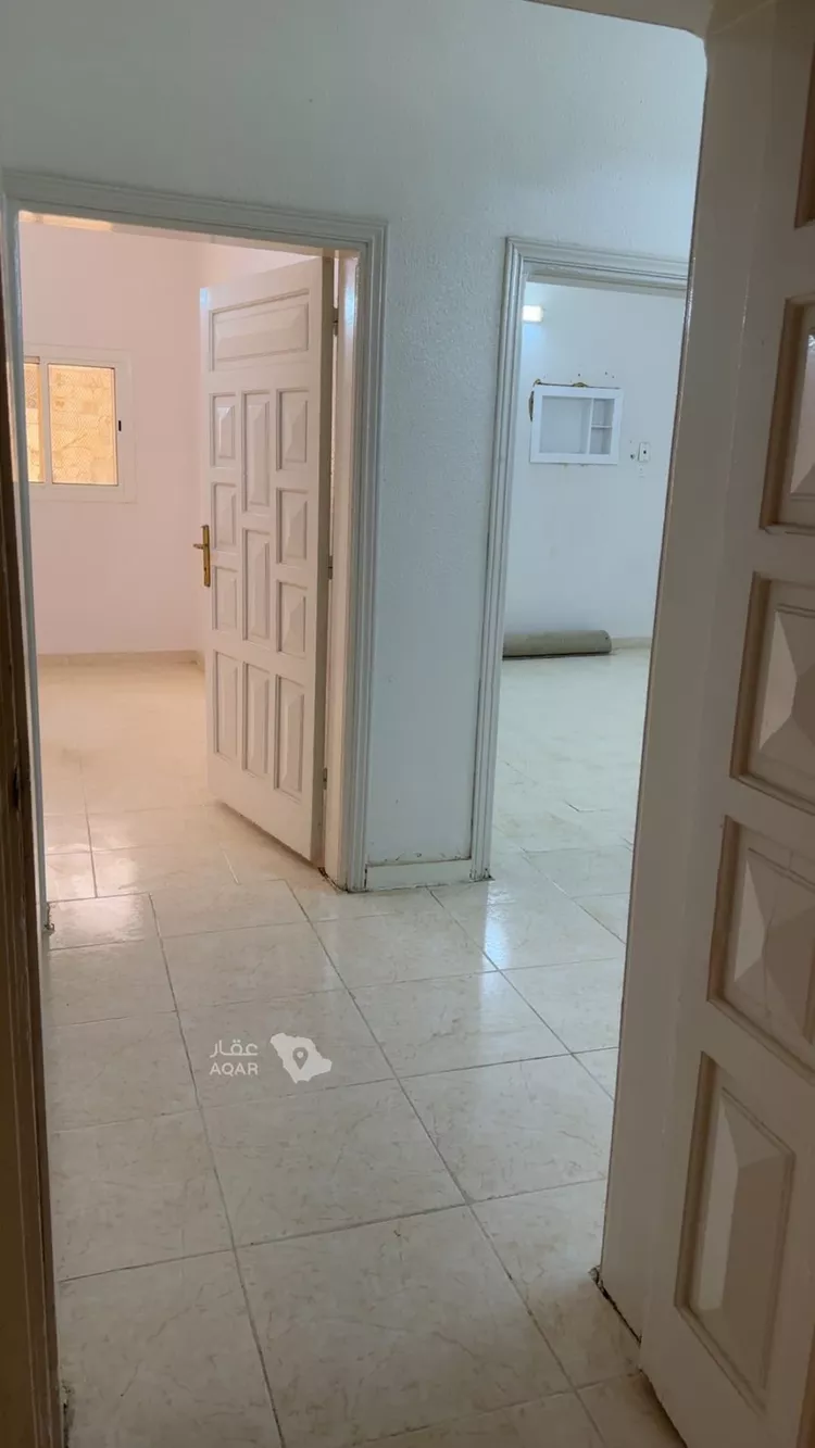 شقة للإيجار في شارع عبدالله ابن مغول, حي التلعة, مدينة المدينة المنورة, منطقة المدينة المنورة 3