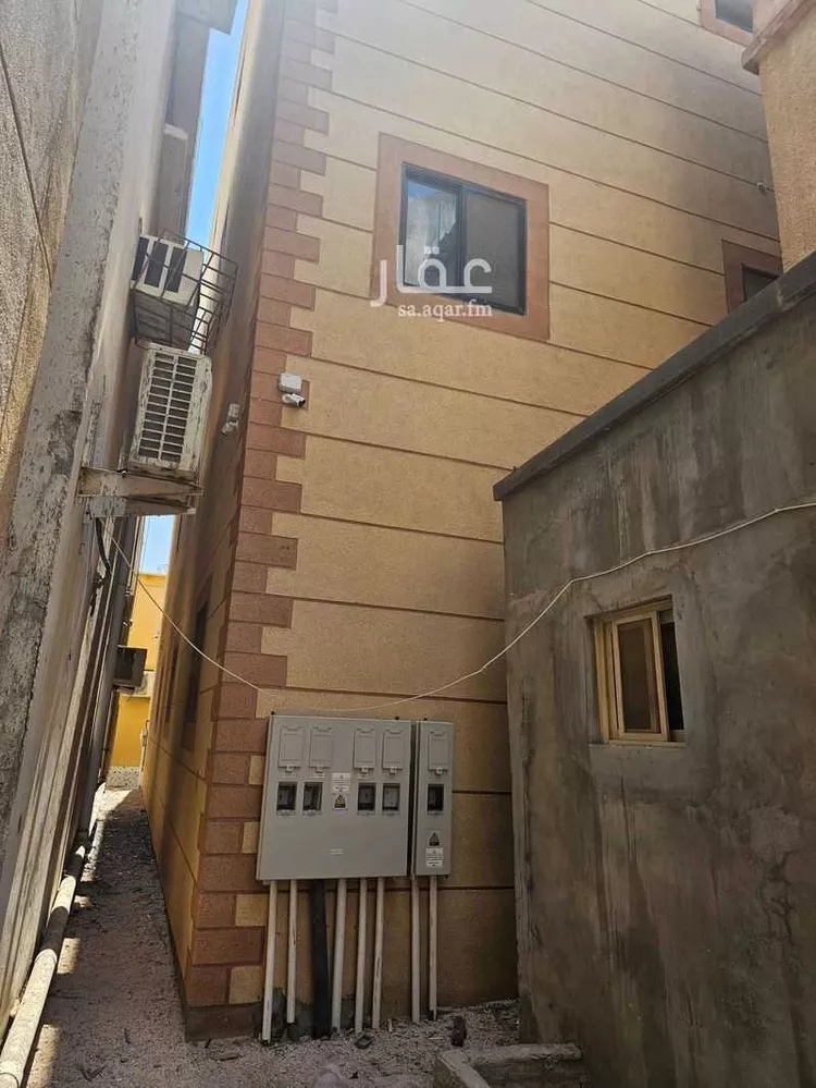 Building for Sale in Saihat Ad Deerah 7