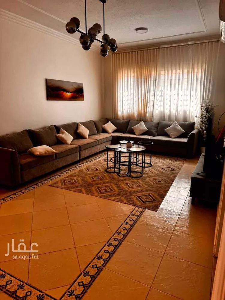 فيلا للبيع في شارع الامام مالك, حي الخالدية, مدينة مرات, منطقة الرياض صورة 3