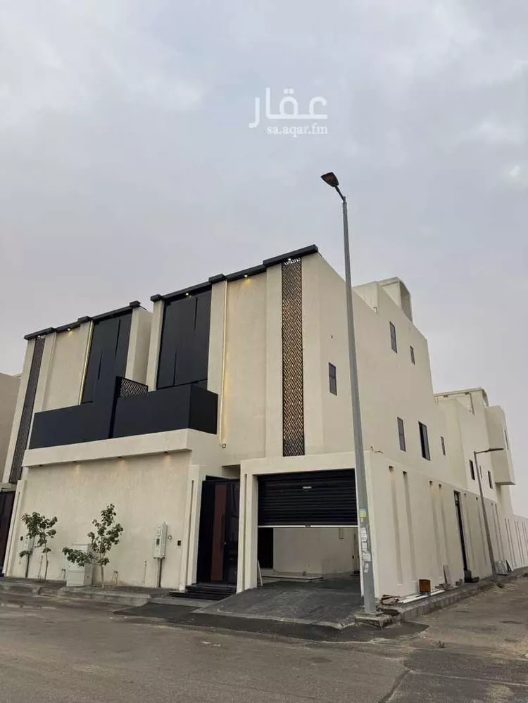 فيلا للبيع في شارع الدوادمي, حي الدانة, مدينة الاحساء, المنطقة الشرقية صورة 2