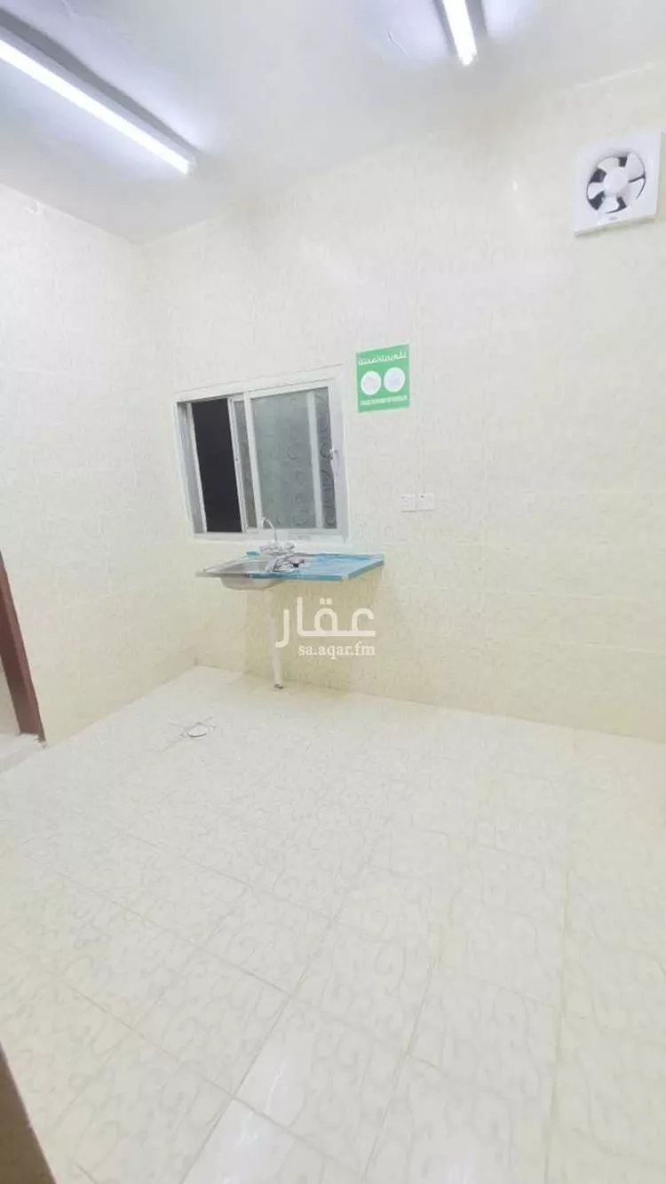 فيلا للإيجار في شارع ابن جامع القفصي, حي الشرفية, مدينة الرياض, منطقة الرياض 16