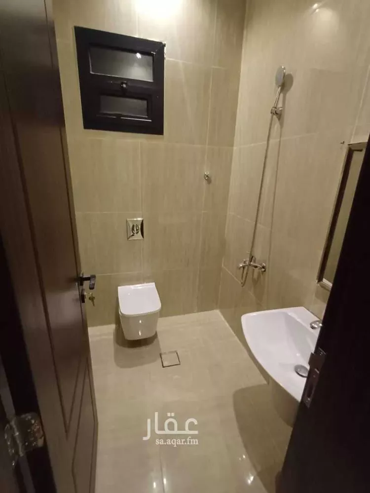 دور للإيجار في شارع فيصل بن فهد, حي الرفيعة, مدينة الرياض, منطقة الرياض صورة 4