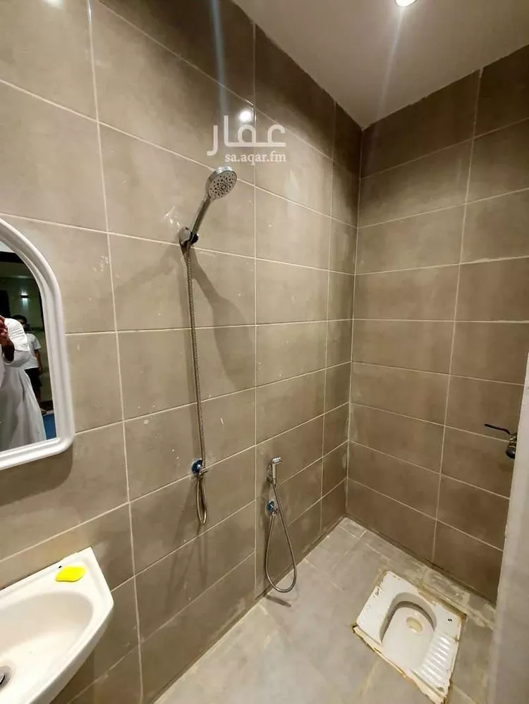غرفة للإيجار في شارع صخر بن القعقاع ، حي الصفا ، جدة ، جدة صورة 4