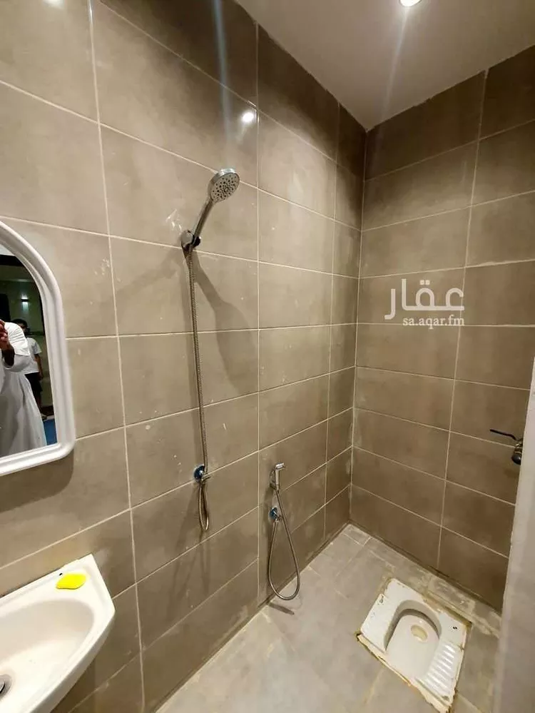 غرفة للإيجار في شارع صخر بن القعقاع ، حي الصفا ، جدة ، جدة صورة 4
