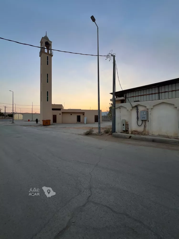 Building for Sale in Al Muzahimiyah Al GhatGhat 4