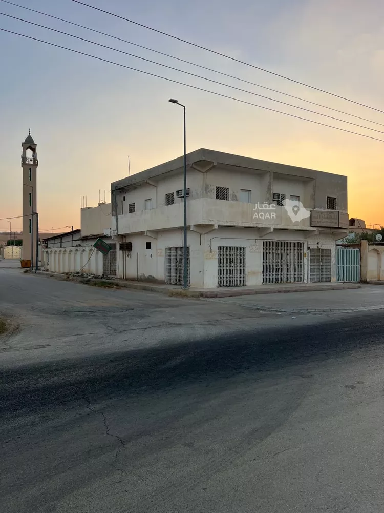 Building for Sale in Al Muzahimiyah Al GhatGhat