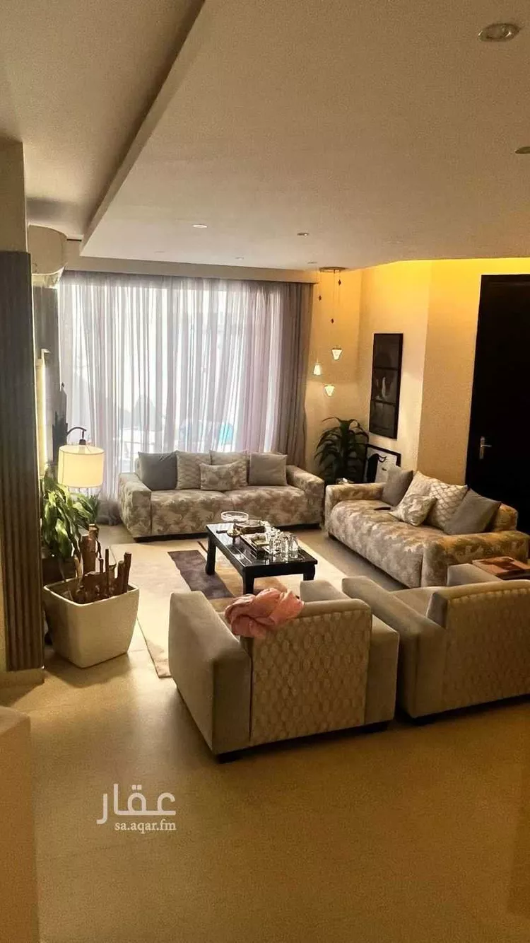 فيلا للبيع في شارع يحيي بن محمد الغرناطي, حي العارض, مدينة الرياض, منطقة الرياض صورة 4