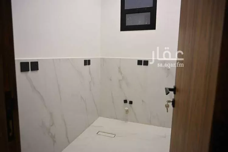دور للبيع في شارع الشيخ محمد بن سليمان المهنا , حي العريجاء الغربي, مدينة الرياض, منطقة الرياض 8
