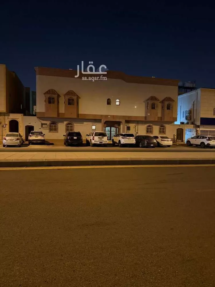 عمارة للبيع في شارع ابن خزيمة الأنصاري, حي غرناطة, مدينة الرياض, منطقة الرياض