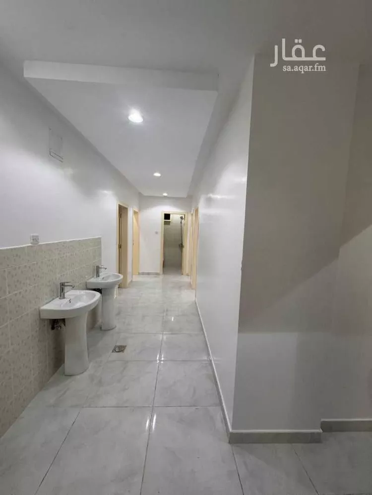 عمارة للإيجار في شارع الزاوية, حي منفوحة, مدينة الرياض, منطقة الرياض صورة 4