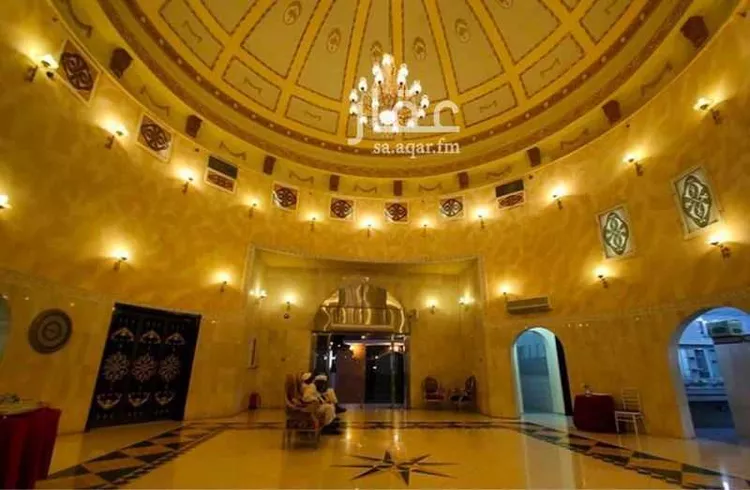 عمارة للبيع في شارع ربيعه بن رقيع التميمي, حي الدفاع, مدينة المدينة المنورة, منطقة المدينة المنورة صورة 4