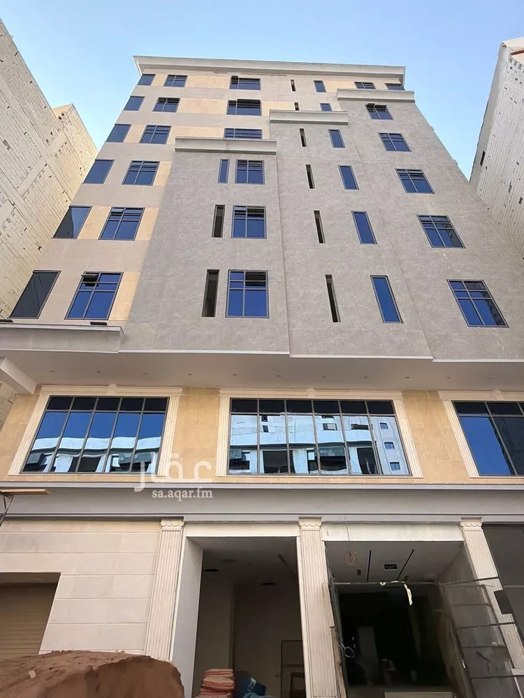 عمارة للبيع في شارع سكه الحديد, حي السقيا, مدينة المدينة المنورة, منطقة المدينة المنورة