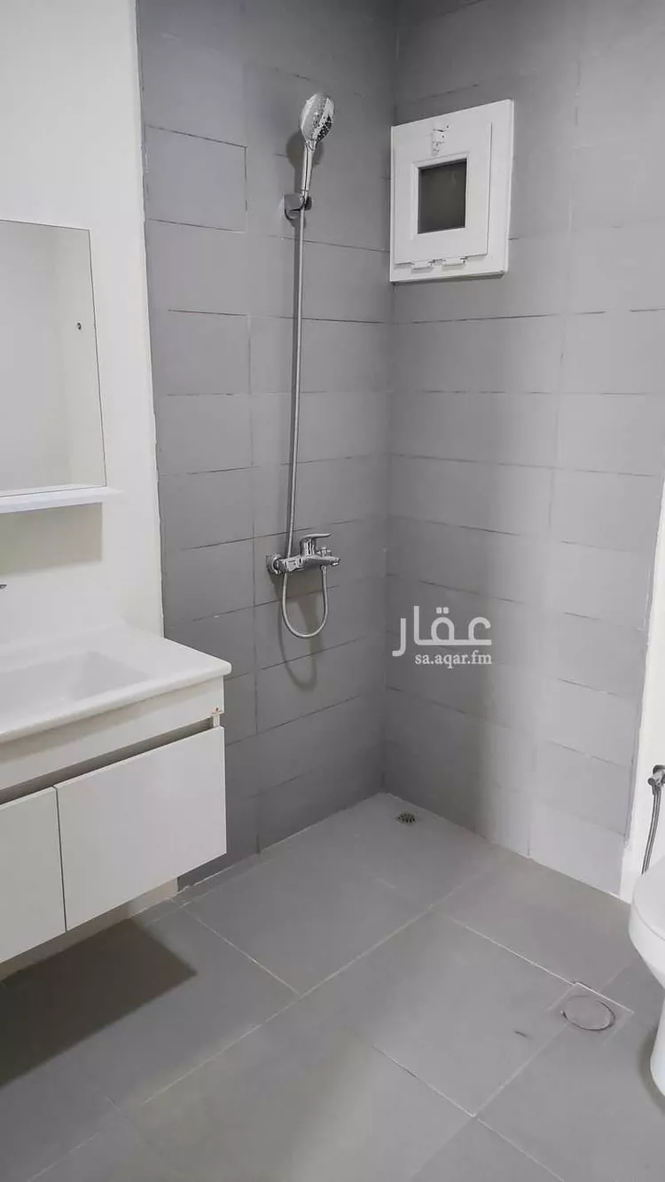 فيلا للإيجار في شارع احمد بن الرفعة, حي مطار الملك خالد الدولي, مدينة الرياض, منطقة الرياض 11