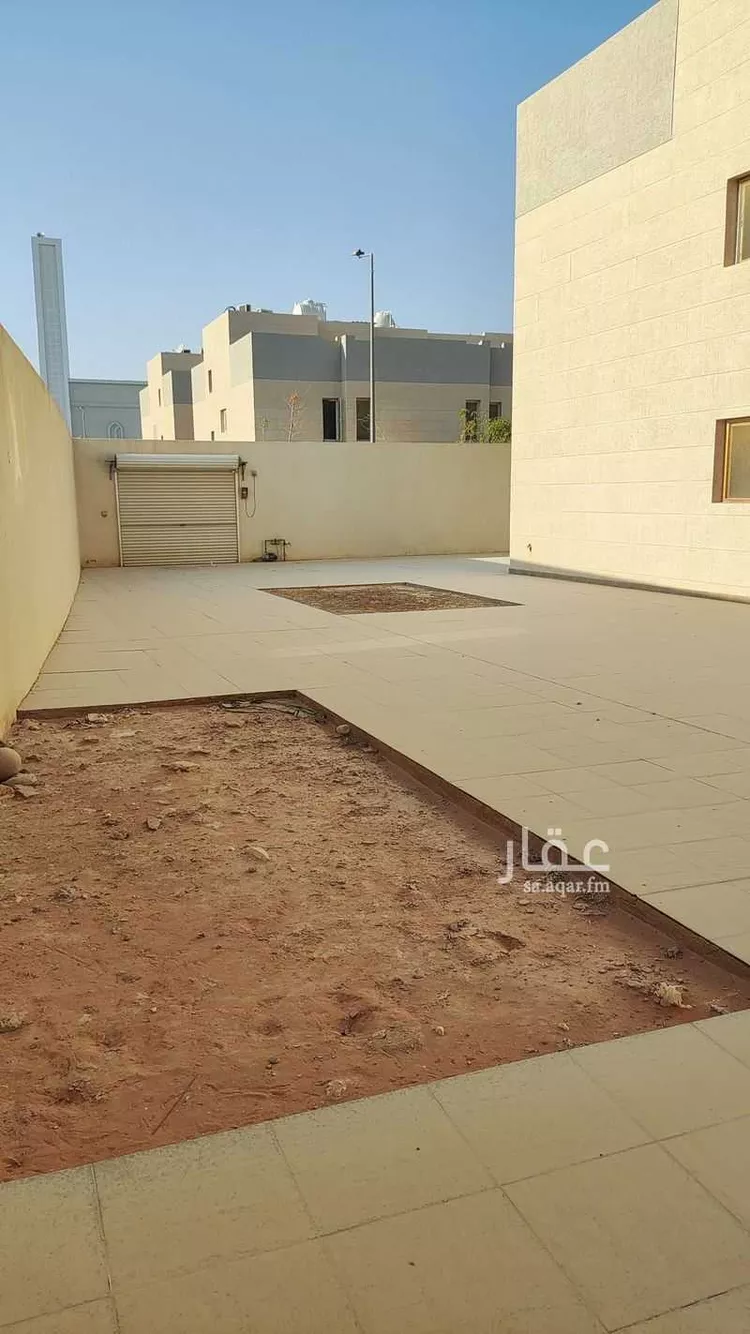 فيلا للإيجار في شارع احمد بن الرفعة, حي مطار الملك خالد الدولي, مدينة الرياض, منطقة الرياض 18