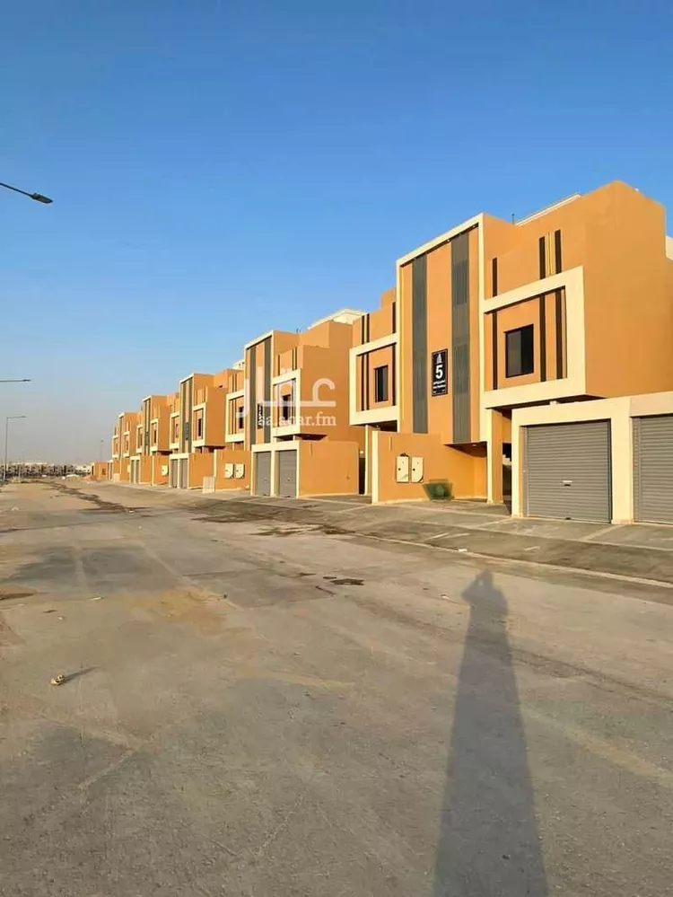 دور للبيع في شارع 15, حي طيبة, مدينة الرياض, منطقة الرياض 1 صورة