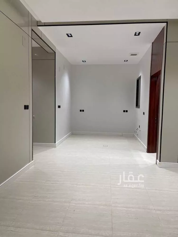 دور للبيع في شارع حزوي, حي طيبة, مدينة الرياض, منطقة الرياض صورة 3