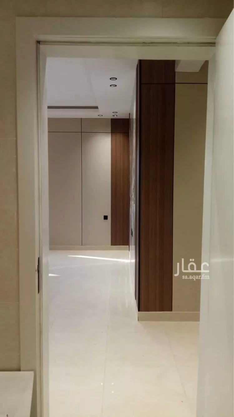شقة للبيع في شارع الفرسان, حي عكاظ, مدينة الرياض, منطقة الرياض صورة 4