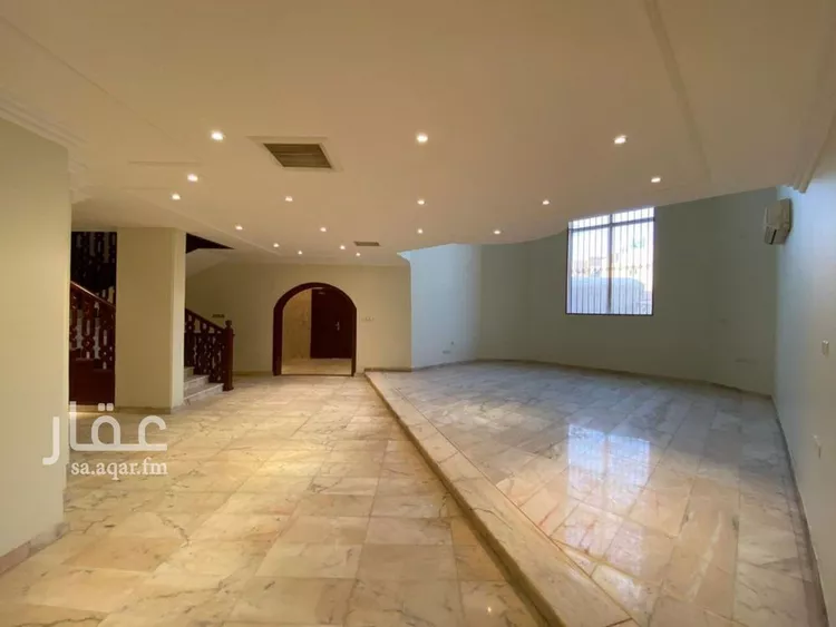 فيلا للبيع في شارع أبي بكر الكرخي, حي التعاون, مدينة الرياض, منطقة الرياض صورة 2