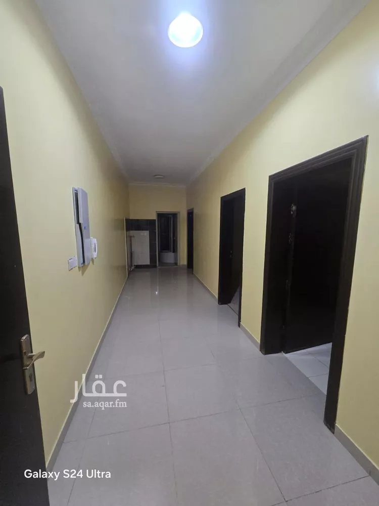 فيلا للبيع في شارع أبي بكر الظفري, حي مطار الملك خالد الدولي, مدينة الرياض, منطقة الرياض صورة 2