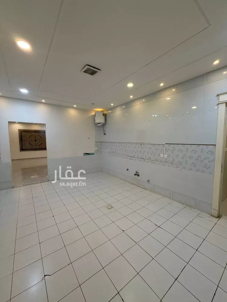 فيلا للإيجار في شارع حسين جمل الليل, حي العارض, مدينة الرياض, منطقة الرياض 7