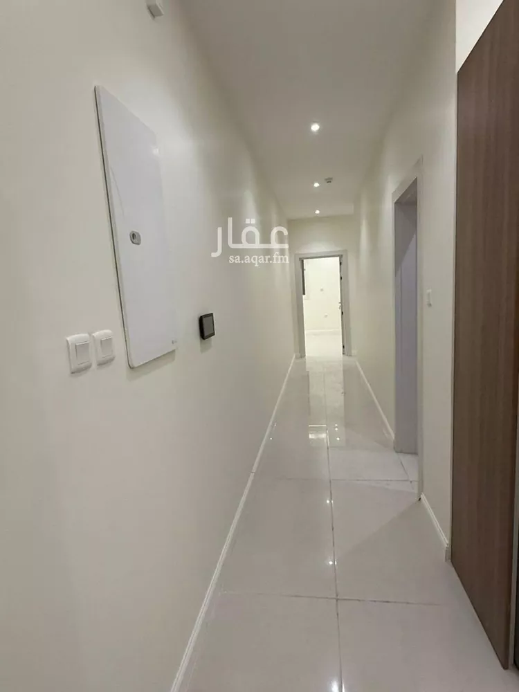 دور للإيجار في شارع محمد الظفري, حي العارض, مدينة الرياض, منطقة الرياض صورة 3