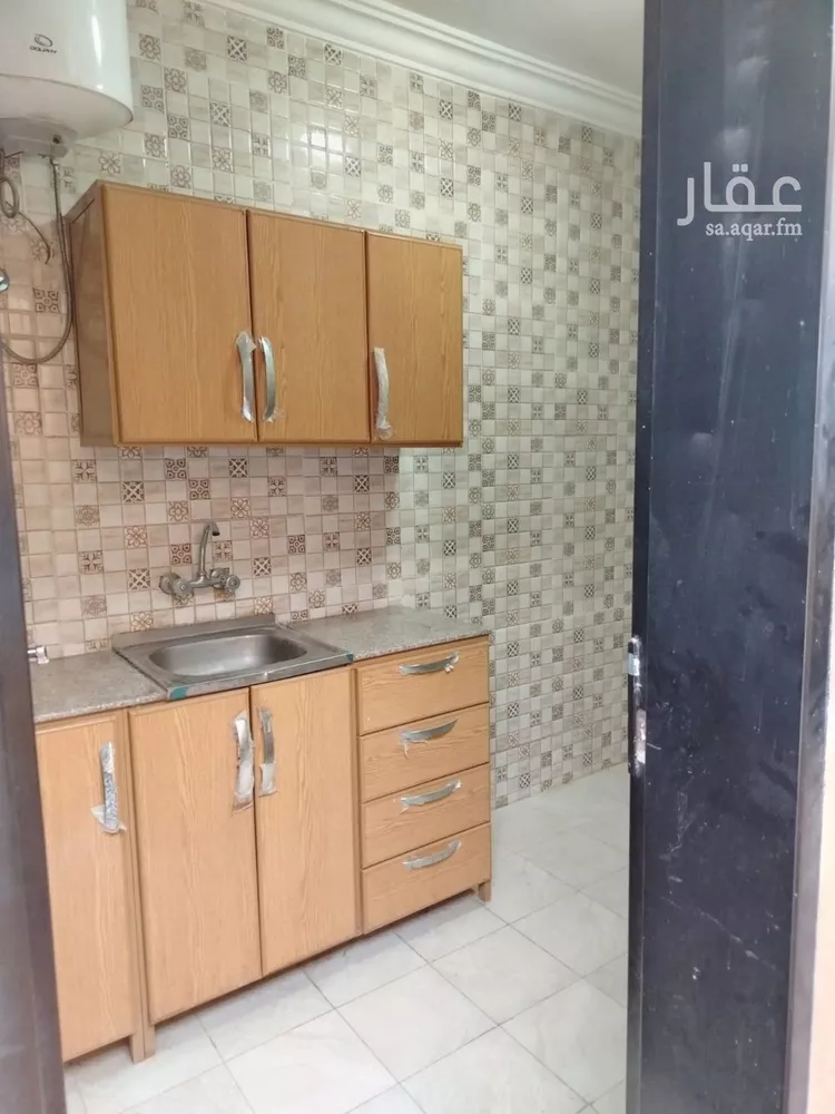 استراحة للإيجار في شارع أحمد بن الخشاب, حي العارض, مدينة الرياض, منطقة الرياض