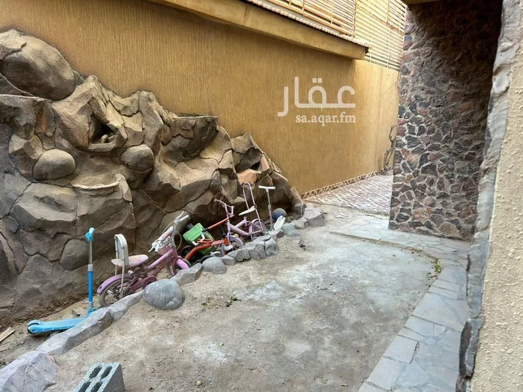 فيلا للبيع في شارع الحريدة, حي الملقا, مدينة الرياض, منطقة الرياض 9