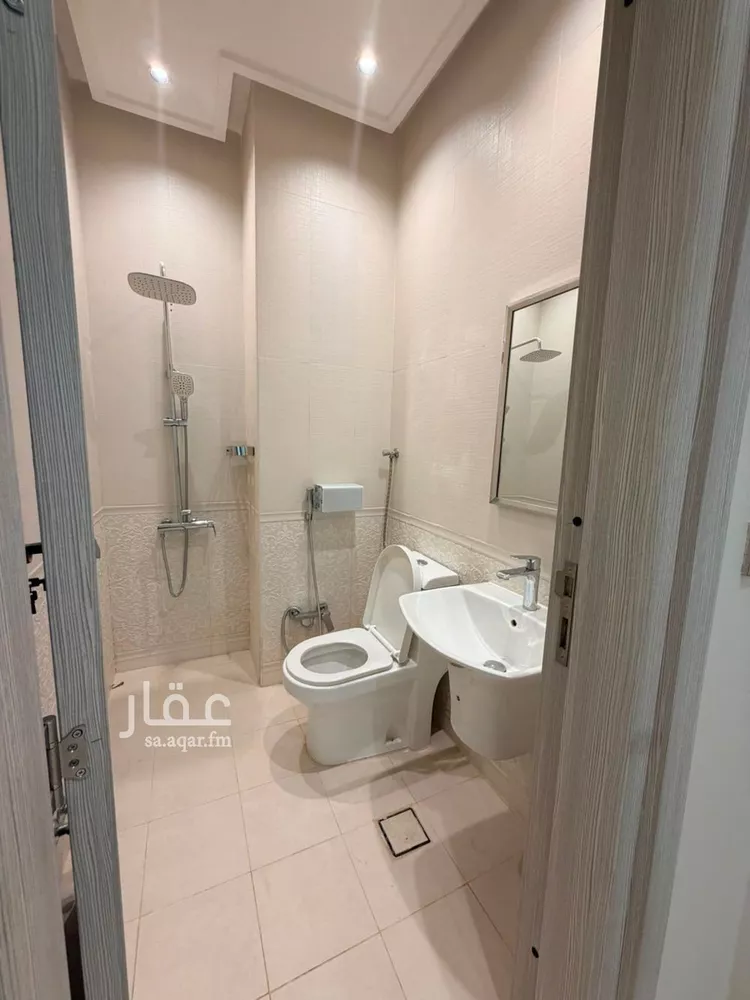 شقة للإيجار في شارع الدهناء, حي الملقا, مدينة الرياض, منطقة الرياض صورة 3