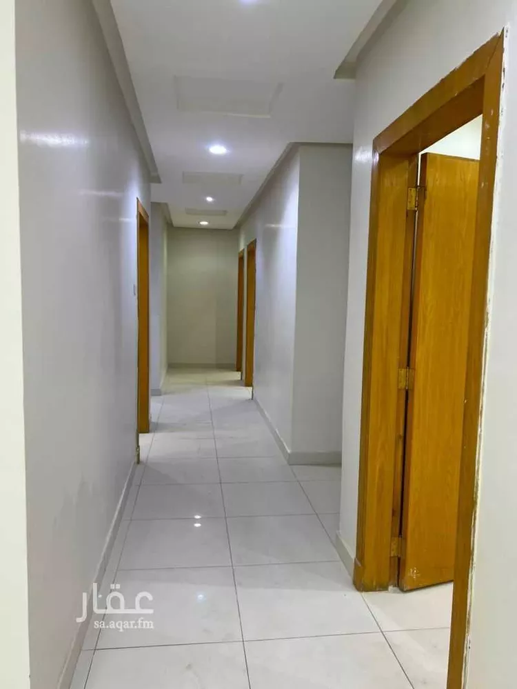 شقة للبيع في شارع وادي الخضارم, حي بدر, مدينة الرياض, منطقة الرياض 7