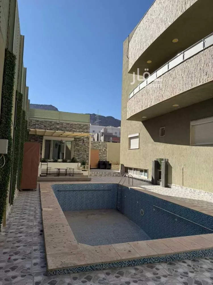 فيلا للبيع في شارع كريمة ابنت احمد ابن محمد ، حي الرانوناء ، المدينة المنورة ، منطقة المدينة المنورة صورة 4