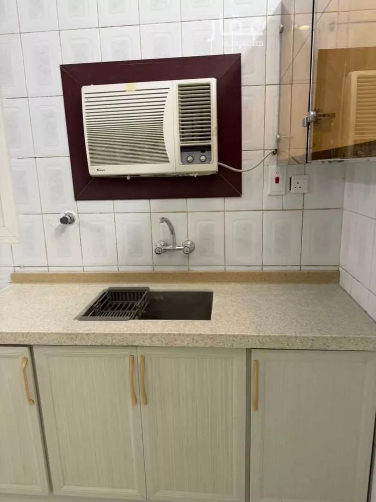شقة للإيجار في شارع ابن الجابي المسروري, حي البركة, مدينة المدينه المنوره, منطقة المدينة المنورة صورة 2