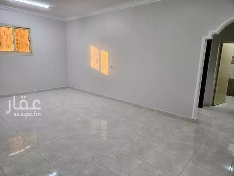 شقة للإيجار في شارع رقم 78, حي العزيزية, مدينة الرياض, منطقة الرياض صورة 3