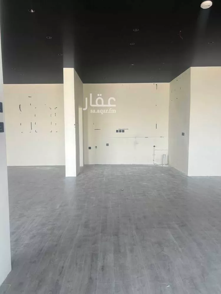 محل للإيجار في شارع الامير نايف بن عبدالعزيز, حي الخالدية, مدينة الاحساء, المنطقة الشرقية