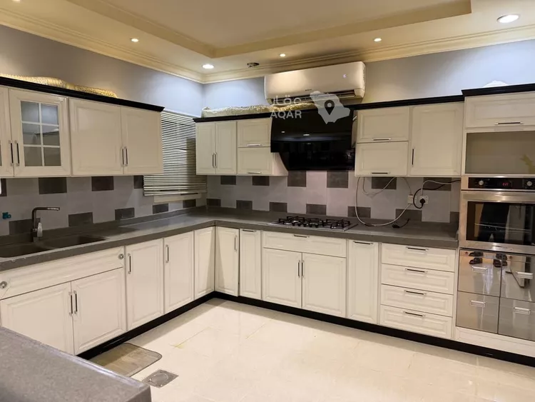 Floor for Rent in Riyadh Al Qirawan 7