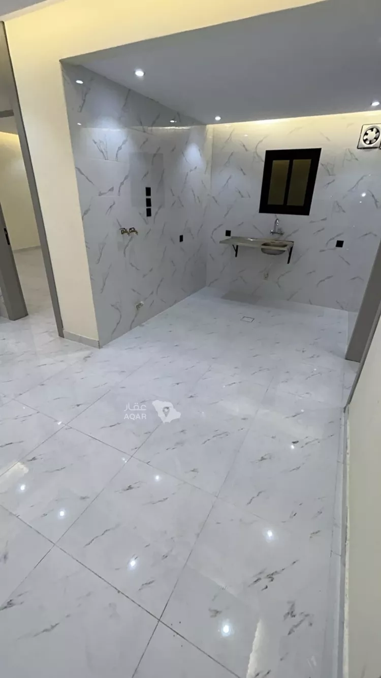 عمارة للإيجار في شارع صالح الشيباني, حي اليمامة, مدينة الرياض, منطقة الرياض