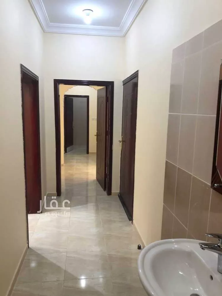 شقة للإيجار في شارع صالح الكراني, حي الربيع, مدينة ينبع, منطقة المدينة المنورة صورة 3